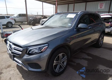 2019 Mercedes-Benz Glc 300 z USA, uszkodzony, nr VIN WDC0G4JB2K1001144